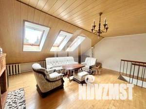 4-к квартира, вторичка, 102м2, 3/3 этаж