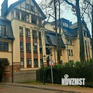 3-к квартира, вторичка, 110м2, 1/4 этаж