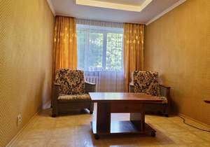 2-к квартира, вторичка, 36м2, 1/4 этаж