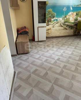 4-к квартира, вторичка, 60м2, 1/3 этаж