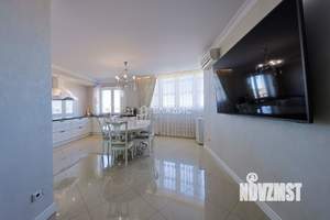 3-к квартира, вторичка, 97м2, 13/18 этаж