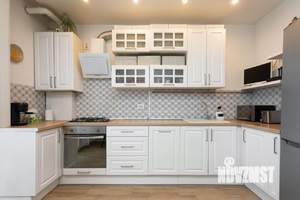 3-к квартира, вторичка, 64м2, 1/9 этаж