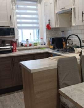 2-к квартира, вторичка, 55м2, 1/4 этаж