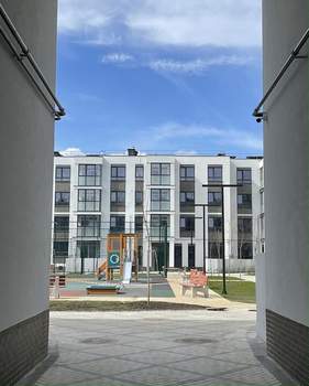 3-к квартира, вторичка, 92м2, 1/4 этаж
