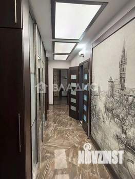 3-к квартира, вторичка, 125м2, 1/10 этаж