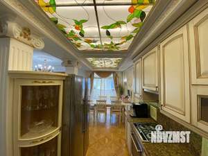 5-к квартира, вторичка, 243м2, 4/5 этаж