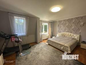 4-к квартира, вторичка, 170м2, 1/3 этаж