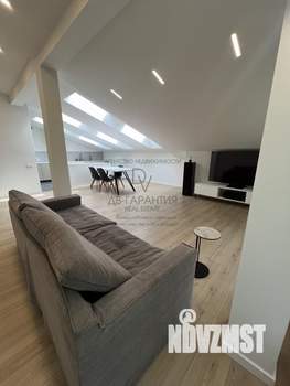 2-к квартира, вторичка, 127м2, 4/4 этаж