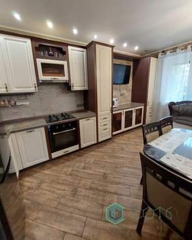 3-к квартира, вторичка, 92м2, 1/10 этаж