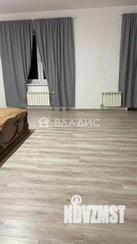 4-к квартира, вторичка, 235м2, 4/4 этаж