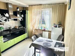 3-к квартира, вторичка, 70м2, 2/10 этаж