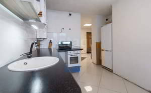 2-к квартира, вторичка, 53м2, 1/3 этаж