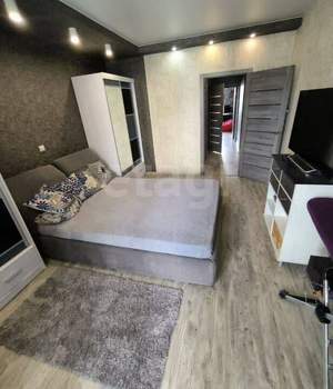 3-к квартира, вторичка, 100м2, 10/14 этаж