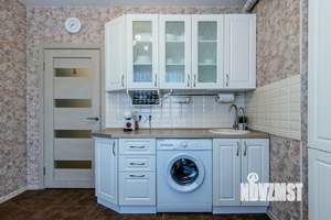 2-к квартира, вторичка, 50м2, 1/10 этаж