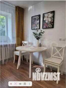 2-к квартира, вторичка, 45м2, 1/4 этаж