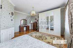 2-к квартира, вторичка, 96м2, 4/5 этаж