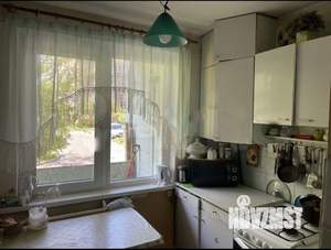 3-к квартира, вторичка, 64м2, 1/9 этаж