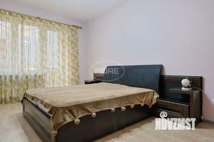 2-к квартира, вторичка, 63м2, 1/9 этаж