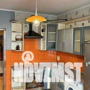 2-к квартира, вторичка, 61м2, 8/9 этаж