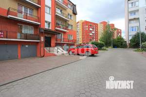 2-к квартира, вторичка, 70м2, 1/4 этаж