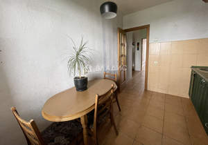 3-к квартира, вторичка, 61м2, 5/5 этаж