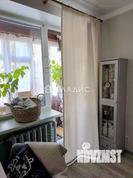 2-к квартира, вторичка, 53м2, 1/3 этаж