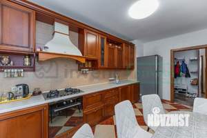 3-к квартира, вторичка, 93м2, 6/7 этаж