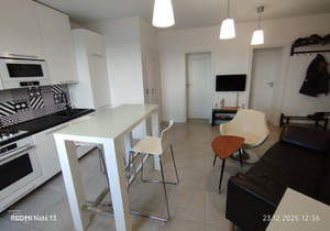 3-к квартира, вторичка, 70м2, 7/8 этаж