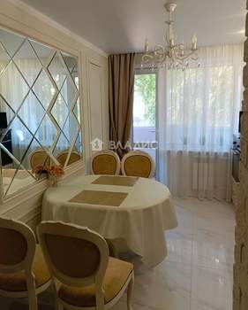 3-к квартира, вторичка, 106м2, 2/5 этаж