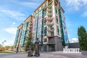 2-к квартира, вторичка, 72м2, 1/10 этаж