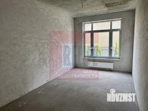 2-к квартира, вторичка, 84м2, 1/4 этаж