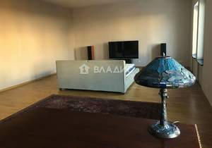 4-к квартира, вторичка, 136м2, 3/3 этаж