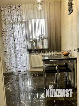 2-к квартира, вторичка, 52м2, 9/10 этаж