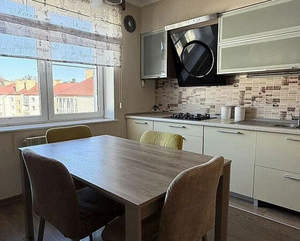 3-к квартира, вторичка, 98м2, 6/7 этаж