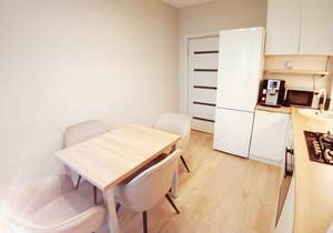 2-к квартира, вторичка, 56м2, 2/10 этаж