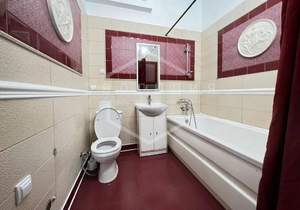 2-к квартира, вторичка, 53м2, 1/3 этаж