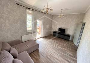 2-к квартира, вторичка, 53м2, 1/3 этаж