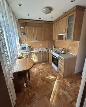 2-к квартира, вторичка, 46м2, 1/4 этаж