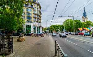 2-к квартира, вторичка, 101м2, 7/9 этаж