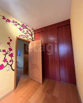 4-к квартира, вторичка, 159м2, 1/5 этаж