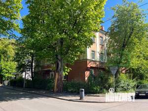 2-к квартира, вторичка, 68м2, 2/3 этаж