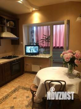 3-к квартира, вторичка, 98м2, 2/5 этаж