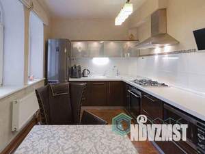 3-к квартира, вторичка, 108м2, 1/3 этаж