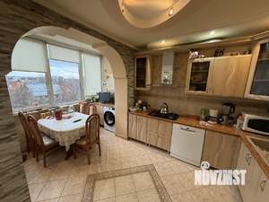 3-к квартира, вторичка, 95м2, 5/6 этаж