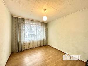 4-к квартира, вторичка, 62м2, 1/5 этаж