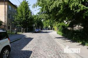 3-к квартира, вторичка, 92м2, 1/4 этаж