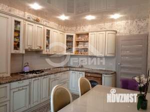 2-к квартира, вторичка, 64м2, 9/9 этаж