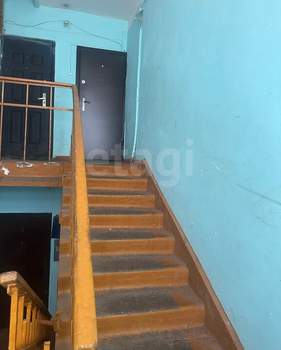 4-к квартира, вторичка, 103м2, 2/2 этаж