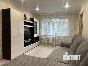 2-к квартира, вторичка, 44м2, 1/4 этаж