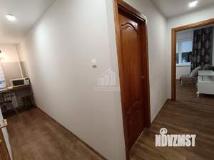 2-к квартира, вторичка, 42м2, 1/5 этаж